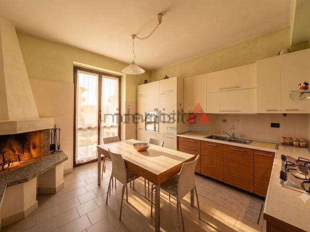 Villetta bifamiliare in vendita di 190 m²