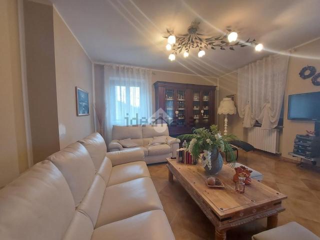 Villetta bifamiliare in vendita di 190 m²
