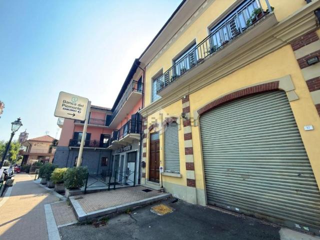 Villetta bifamiliare in vendita di 192 m² in Via Coazze, 15