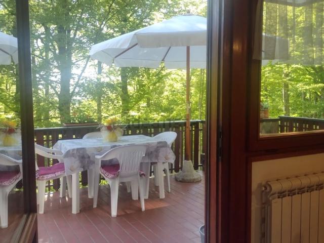 Villetta bifamiliare in vendita di 192 m² in Via degli Dei