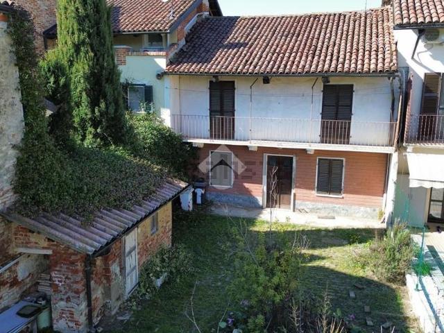 Villetta bifamiliare in vendita di 197 m² in Via Galileo Ferraris, 2