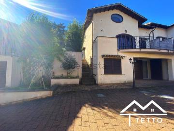 Villetta bifamiliare in vendita di 197 m² in Via Roma, 38