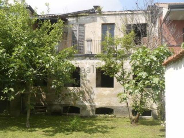 Villetta bifamiliare in vendita di 195 m² in Via Gentilini, 34