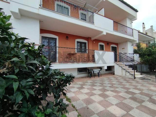 Villetta bifamiliare in vendita di 195 m² in Via Giuseppe de Nittis, 18