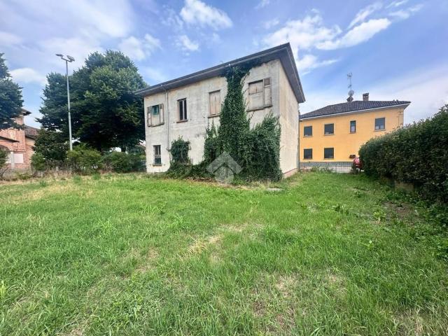Villetta bifamiliare in vendita di 195 m² in Via IV Novembre, 2