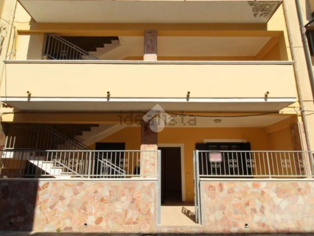 Villetta bifamiliare in vendita di 196 m² in Via del Pesce Ago, 29