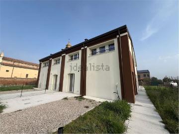 Villetta bifamiliare in vendita di 198 m² in Via della Ginestra, 173