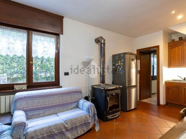 Villetta bifamiliare in vendita di 200 m² in Via Pralafera, 35