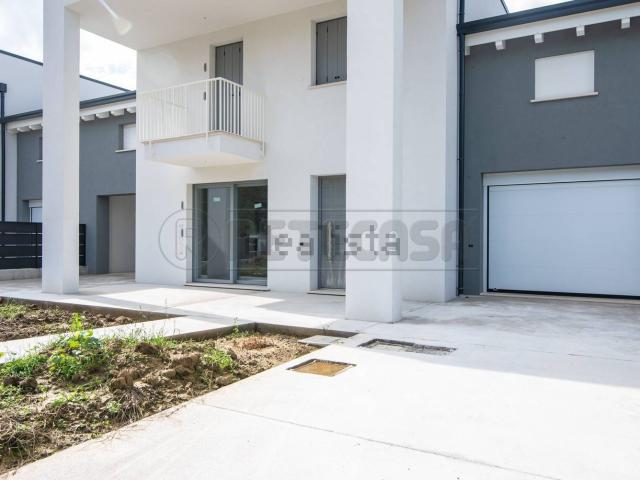 Villetta bifamiliare in vendita di 199 m² in Via Villarappa, 83
