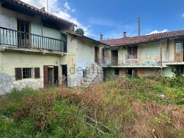 Villetta bifamiliare in vendita di 199 m² in Via Aie Basse, 12