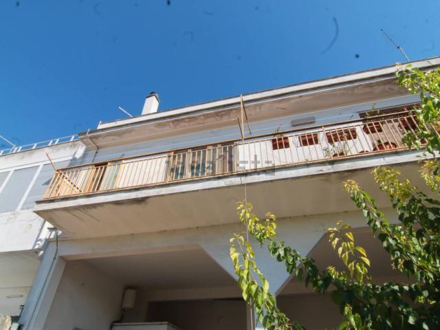 Villetta bifamiliare in vendita di 199 m² in Via IV Novembre, 22