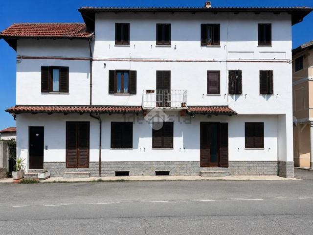 Villetta bifamiliare in vendita di 119 m² in Via Alcide De Gasperi, 15