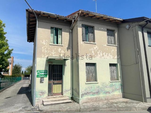 Villetta bifamiliare in vendita di 103 m² in Via Giuseppe Verdi, 24