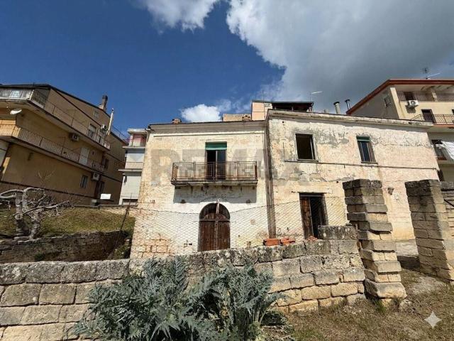 Villetta bifamiliare in vendita di 1000 m² in Via Meridionale