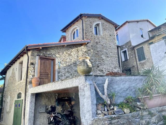 Villetta bifamiliare in vendita di 100 m² in Via XXV Aprile, 3