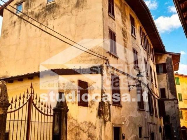 Villetta bifamiliare in vendita di 100 m² in Via Bertolotti