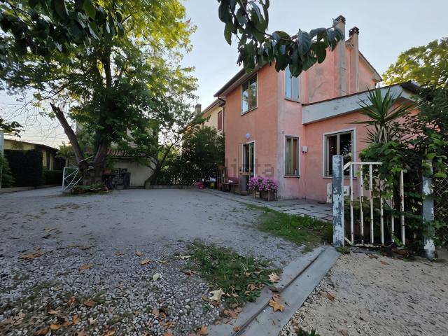 Villetta bifamiliare in vendita di 100 m² in Via Castagnole