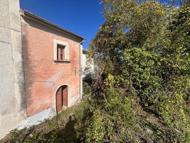 Villetta bifamiliare in vendita di 100 m² in Via Fallena, 14