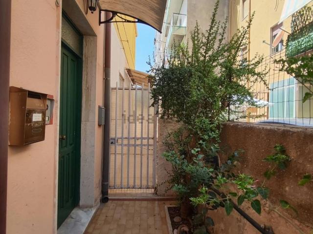 Villetta bifamiliare in vendita di 100 m² in Via Filisto, 205