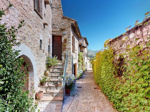 Villetta bifamiliare in vendita di 100 m² in Via Fontanello I