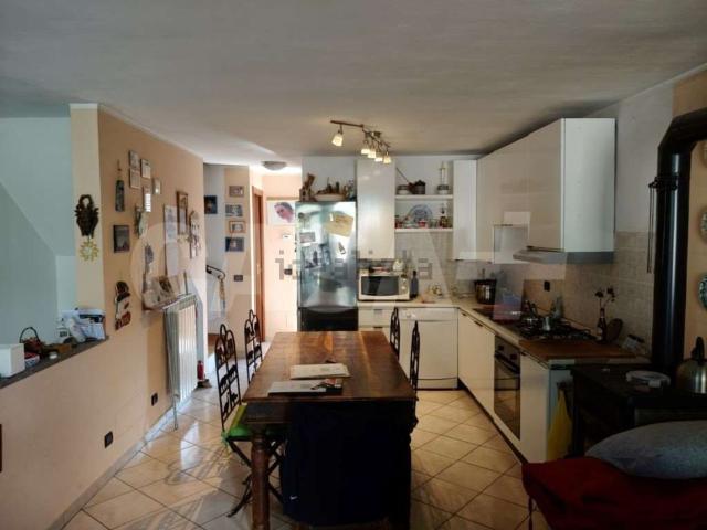 Villetta bifamiliare in vendita di 100 m² in Via Frasnetti, 16