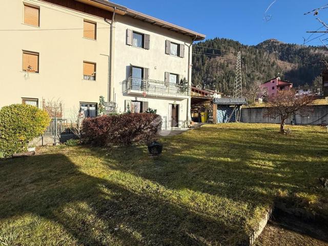Villetta bifamiliare in vendita di 100 m² in Via G. Peresson, 2