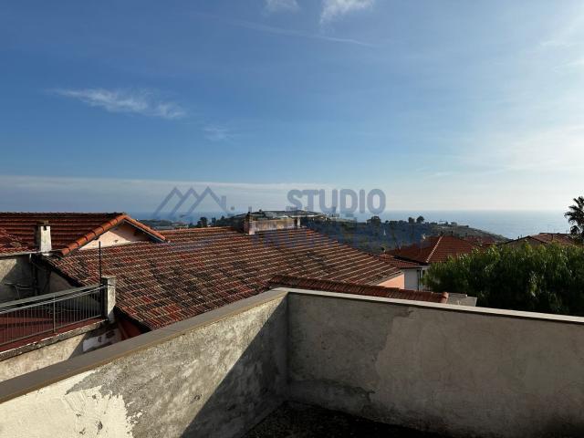 Villetta bifamiliare in vendita di 100 m² in Via Giuseppe Mazzini