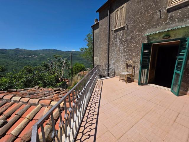 Villetta bifamiliare in vendita di 100 m² in Via Leopoldina, 5
