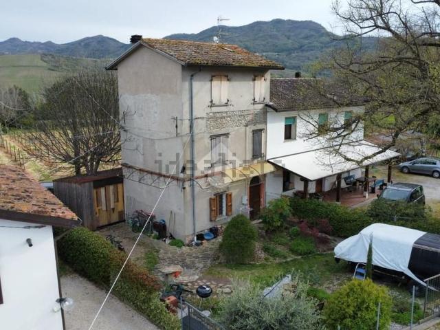 Villetta bifamiliare in vendita di 100 m² in Via Macerato, 10