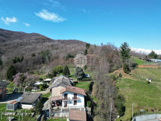 Villetta bifamiliare in vendita di 100 m² in Via Olmetto, 204
