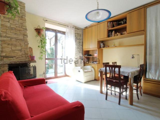 Villetta bifamiliare in vendita di 100 m² in Via Oratorio, 1