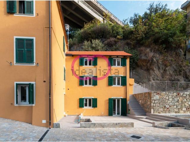 Villetta bifamiliare in vendita di 100 m² in Via Piave, 170