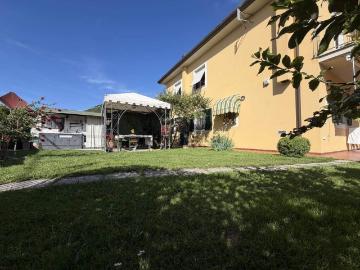 Villetta bifamiliare in vendita di 100 m²