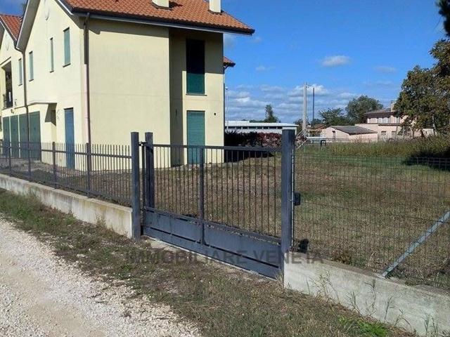 Villetta bifamiliare in vendita di 100 m²