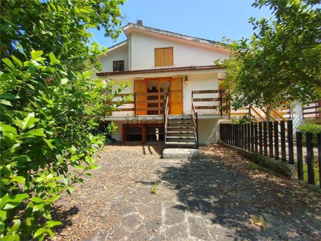 Villetta bifamiliare in vendita di 100 m²