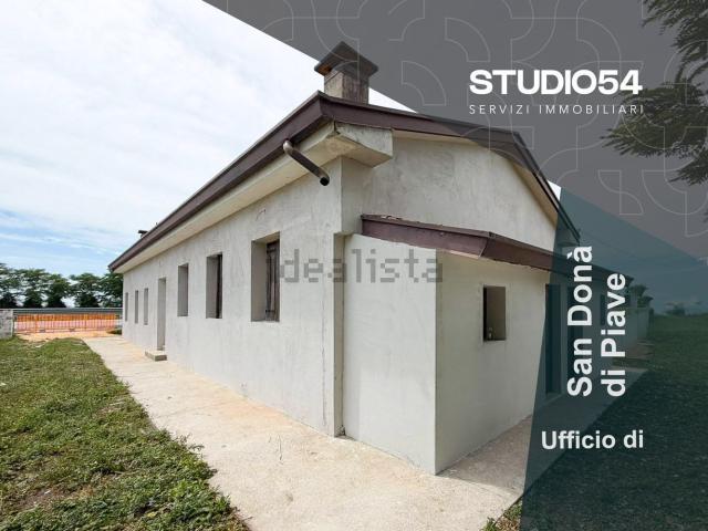 Villetta bifamiliare in vendita di 101 m² in Via Caposile, 22