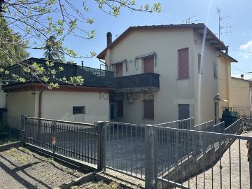 Villetta bifamiliare in vendita di 101 m² in Via Rio Mescola, 10