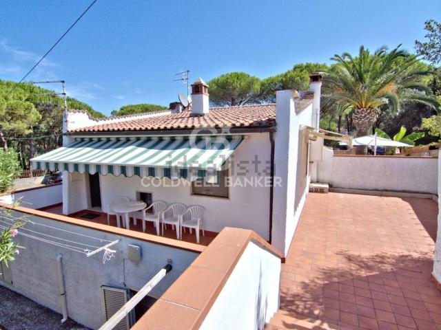 Villetta bifamiliare in vendita di 102 m² in Via della Piastraia