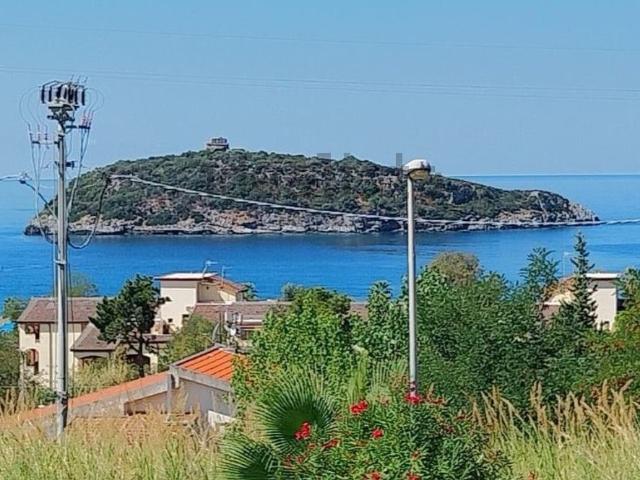 Villetta bifamiliare in vendita di 107 m² in Traversa Seconda di Via Antonio Siniscalchi, 8