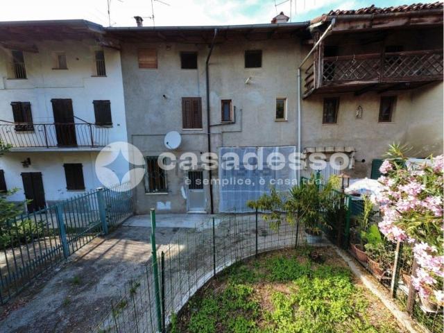 Villetta bifamiliare in vendita di 107 m² in Via Guglielmo Marconi