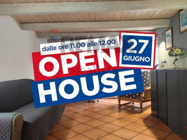 Villetta bifamiliare in vendita di 107 m² in Via per Popoli, 275