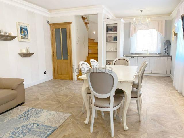Villetta bifamiliare in vendita di 105 m² in Via Chiera di Vasco, 25