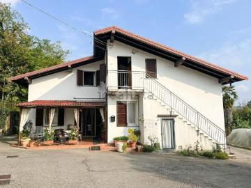 Villetta bifamiliare in vendita di 105 m² in Via Maneggio, 21
