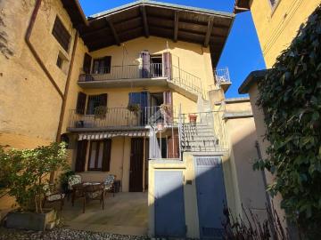 Villetta bifamiliare in vendita di 105 m² in Via Molini, 12