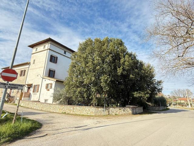 Villetta bifamiliare in vendita di 105 m² in Via San Francesco