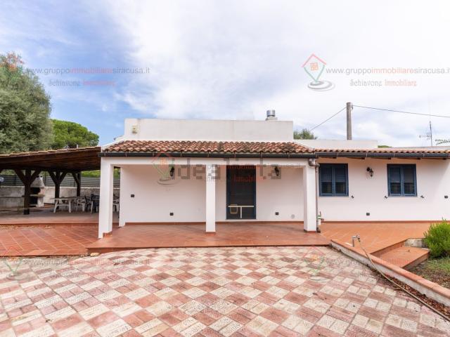 Villetta bifamiliare in vendita di 105 m²