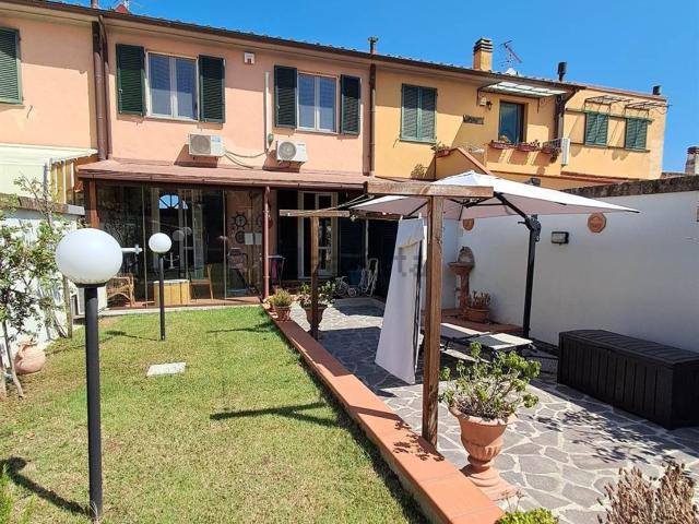 Villetta bifamiliare in vendita di 105 m²