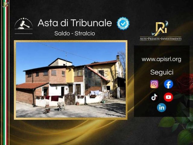 Villetta bifamiliare in vendita di 106 m² in Via Casale, 31