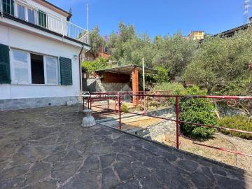 Villetta bifamiliare in vendita di 106 m² in Via di Murlo, 42