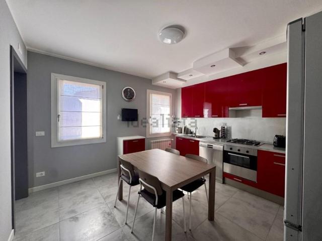Villetta bifamiliare in vendita di 106 m² in Via Don Luigi Orione, 19